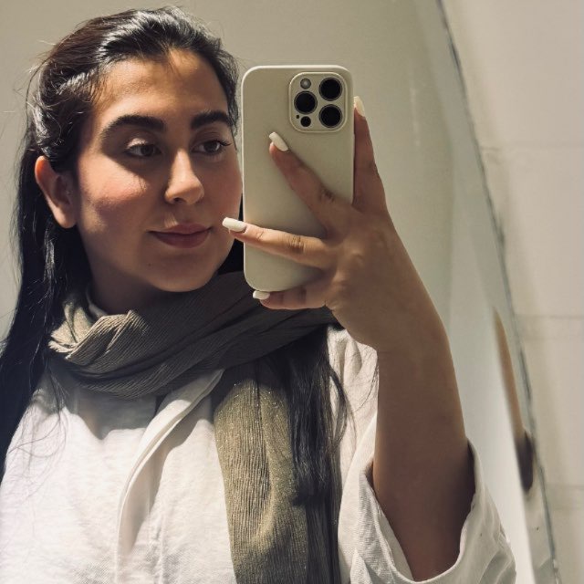 یگانه شمس